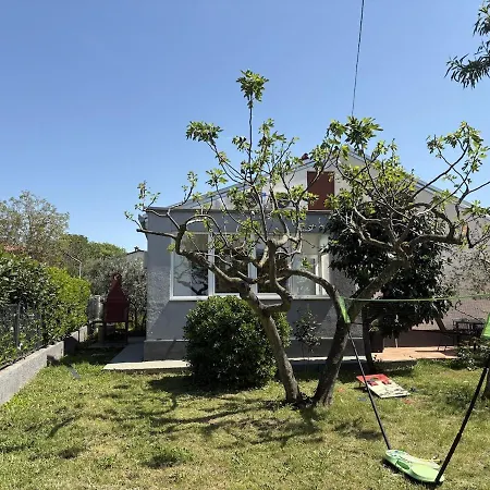 Vala Bloom Tatil Evi Valbandon
